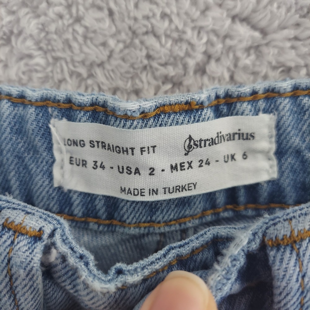 Stradivarius Straight Leg Jeans Women Size 2 Light Distressed Raw Hem High Rise - Picture 3 of 12